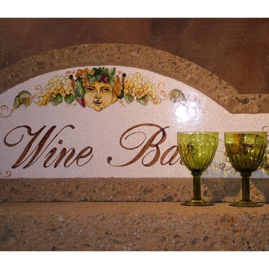 39. tufa vinny bar.jpg